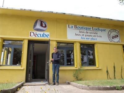 Couverture de l'article : Décube, une boutique à Thiers