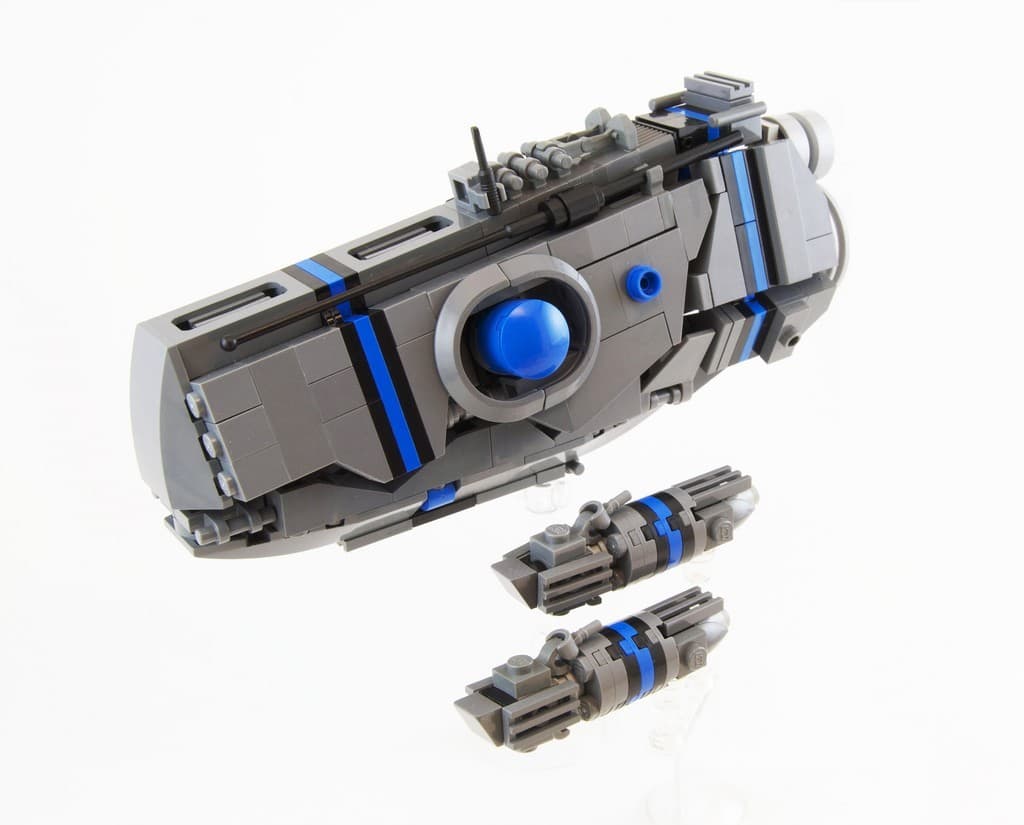 Couverture de l'article : Sortez vos LEGO, Armez vos vaisseaux : Alpha bandit en VF et téléchargement gratuit !