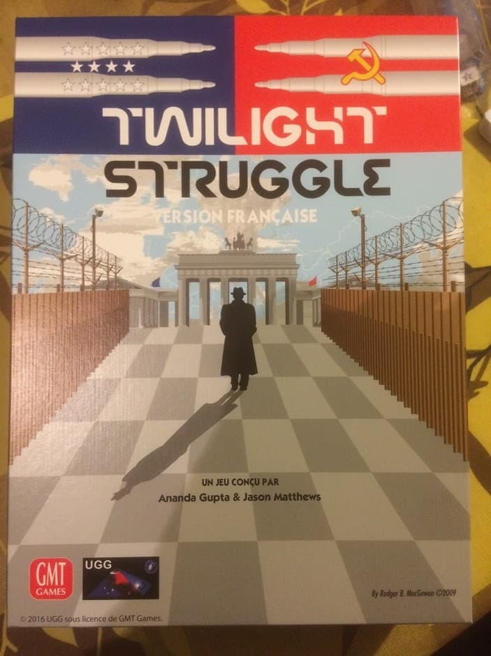 Couverture de l'article : Twilight Struggle: 2 ème édition française... Enfin disponible !