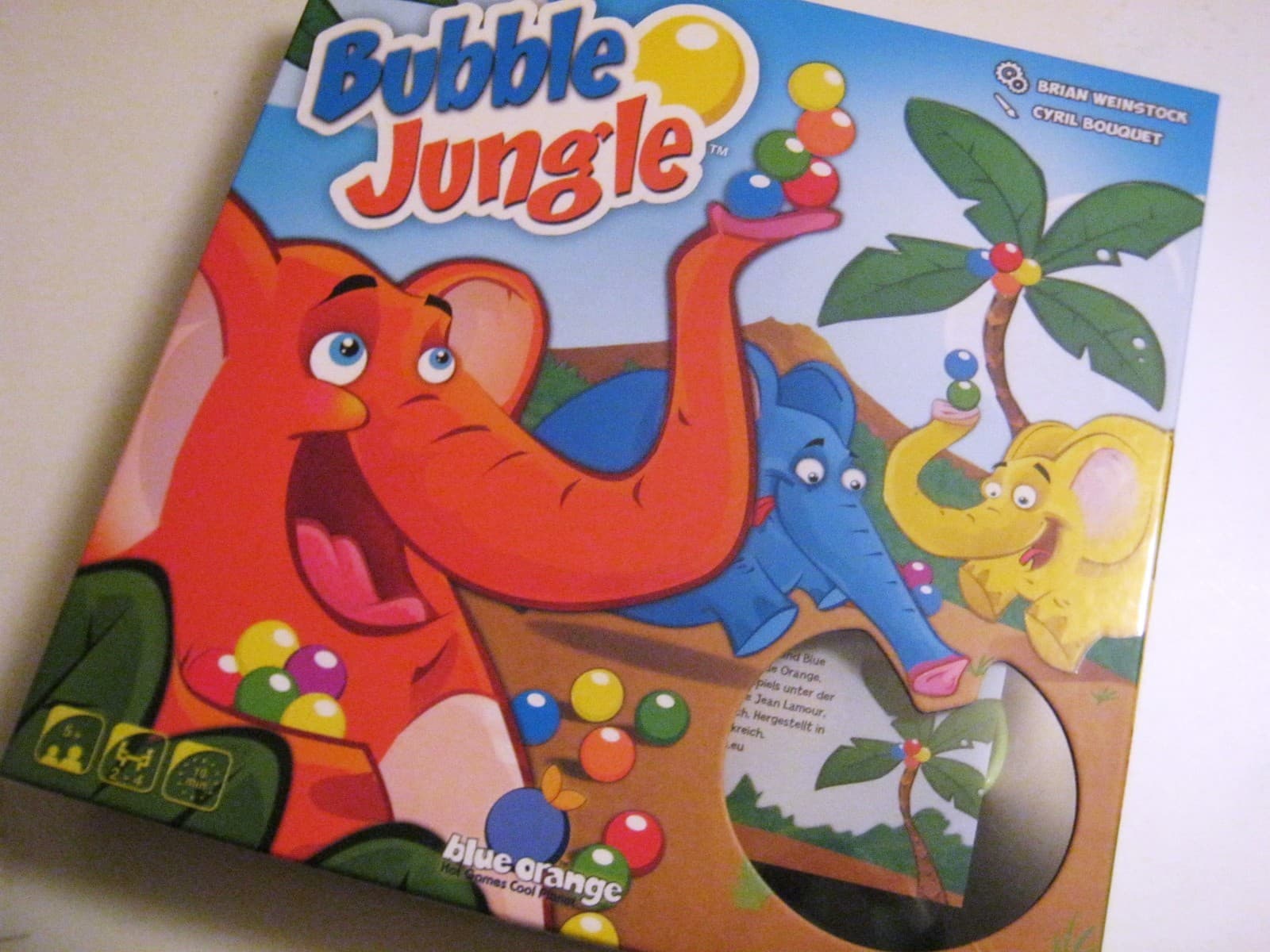 Couverture de l'article : Critique de Bubble Jungle