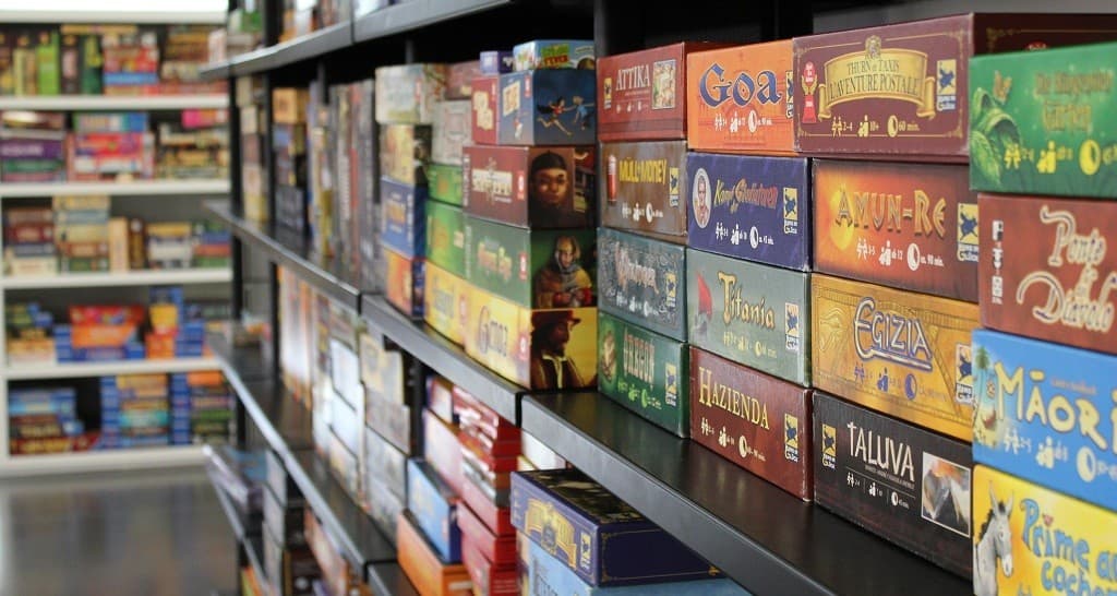 Couverture de l'article : LA MENACE DE LA SURPRODUCTION LUDIQUE, FANTASME OU REALITE?