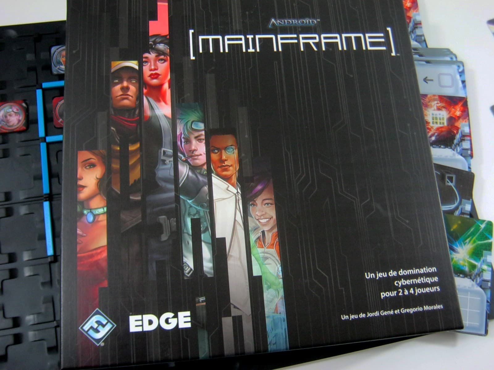 Couverture de l'article : Critique d’Androïd : mainframe