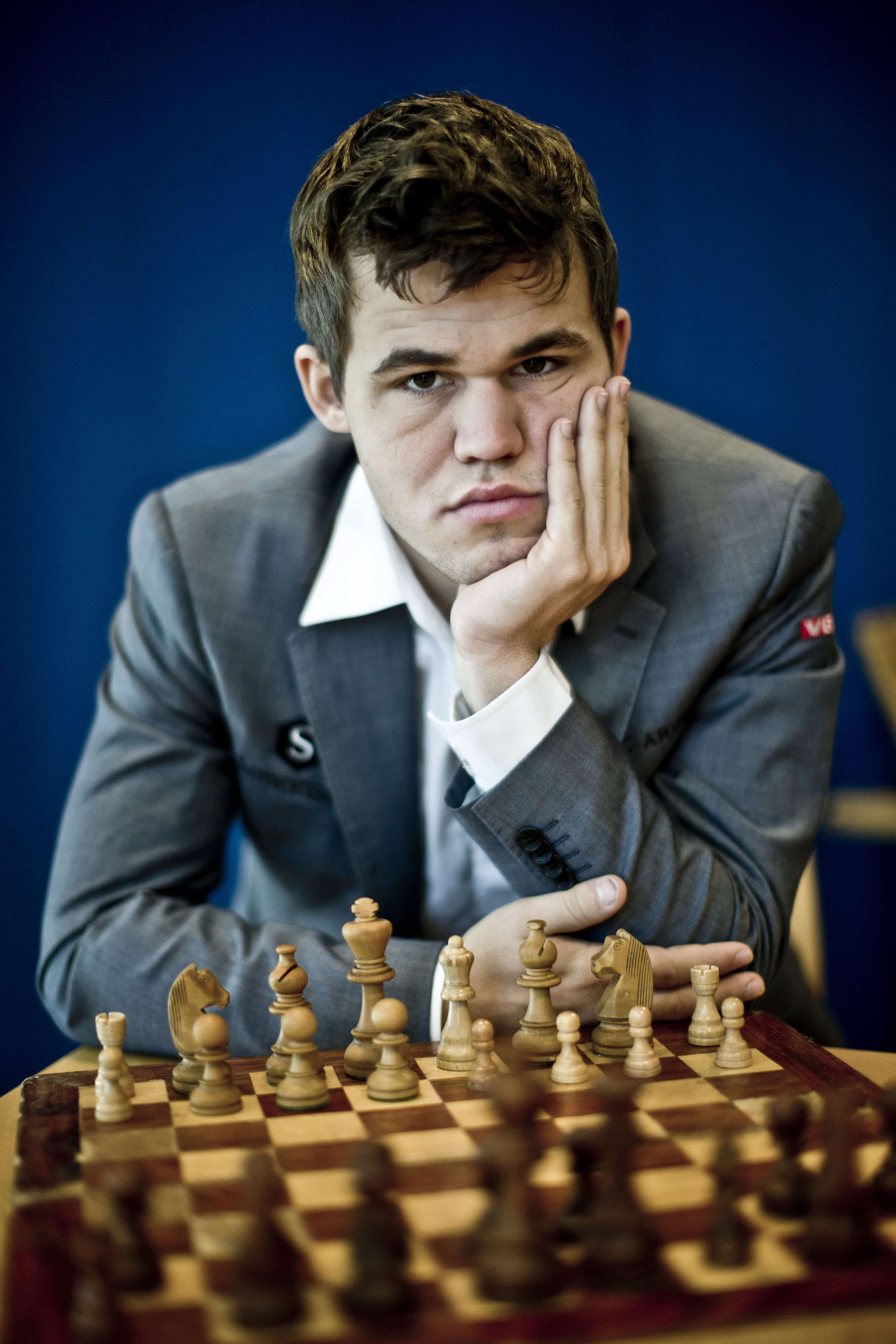 Couverture de l'article : Magnus Carlsen, le multi régicide