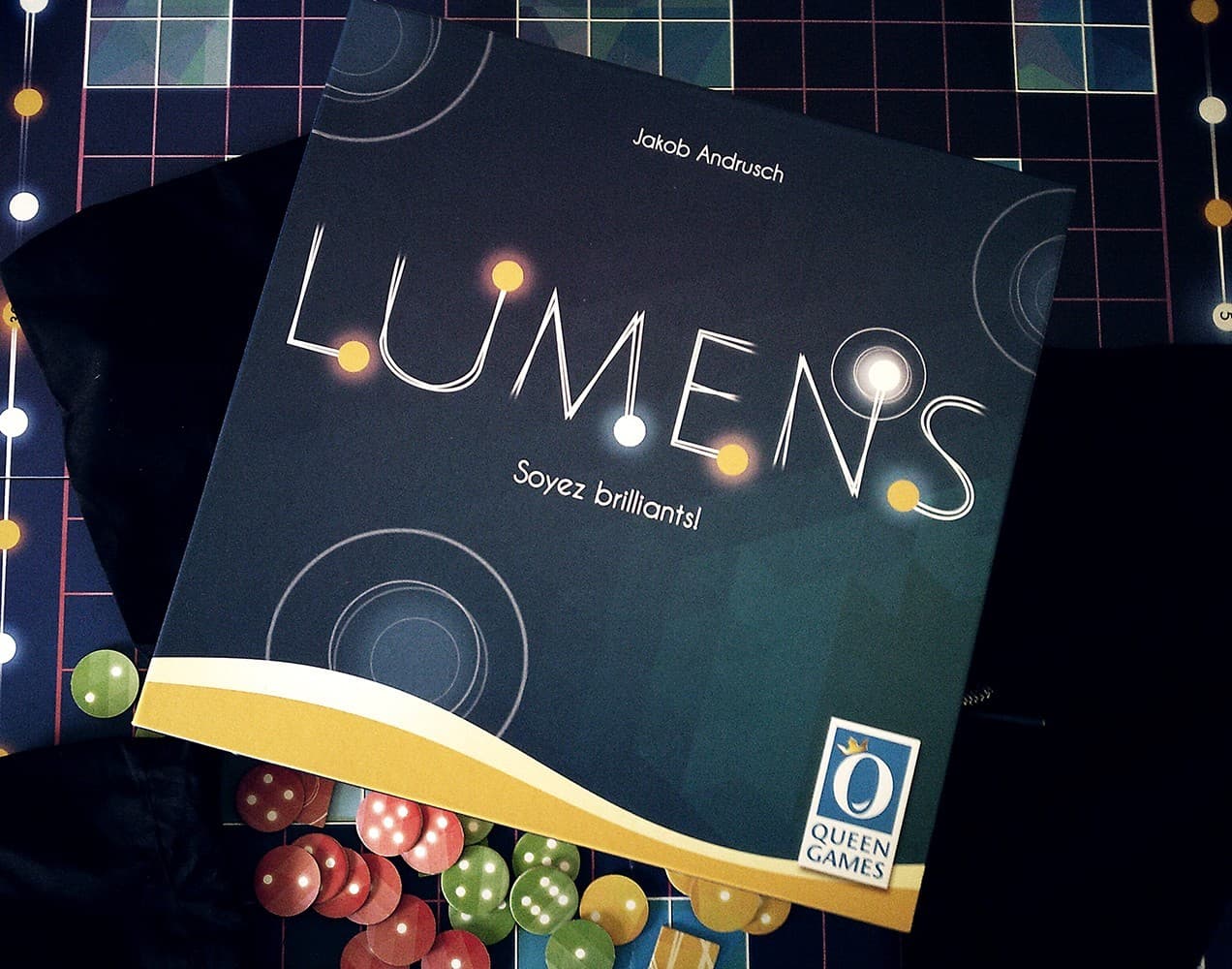 Couverture de l'article : Critique de Lumens