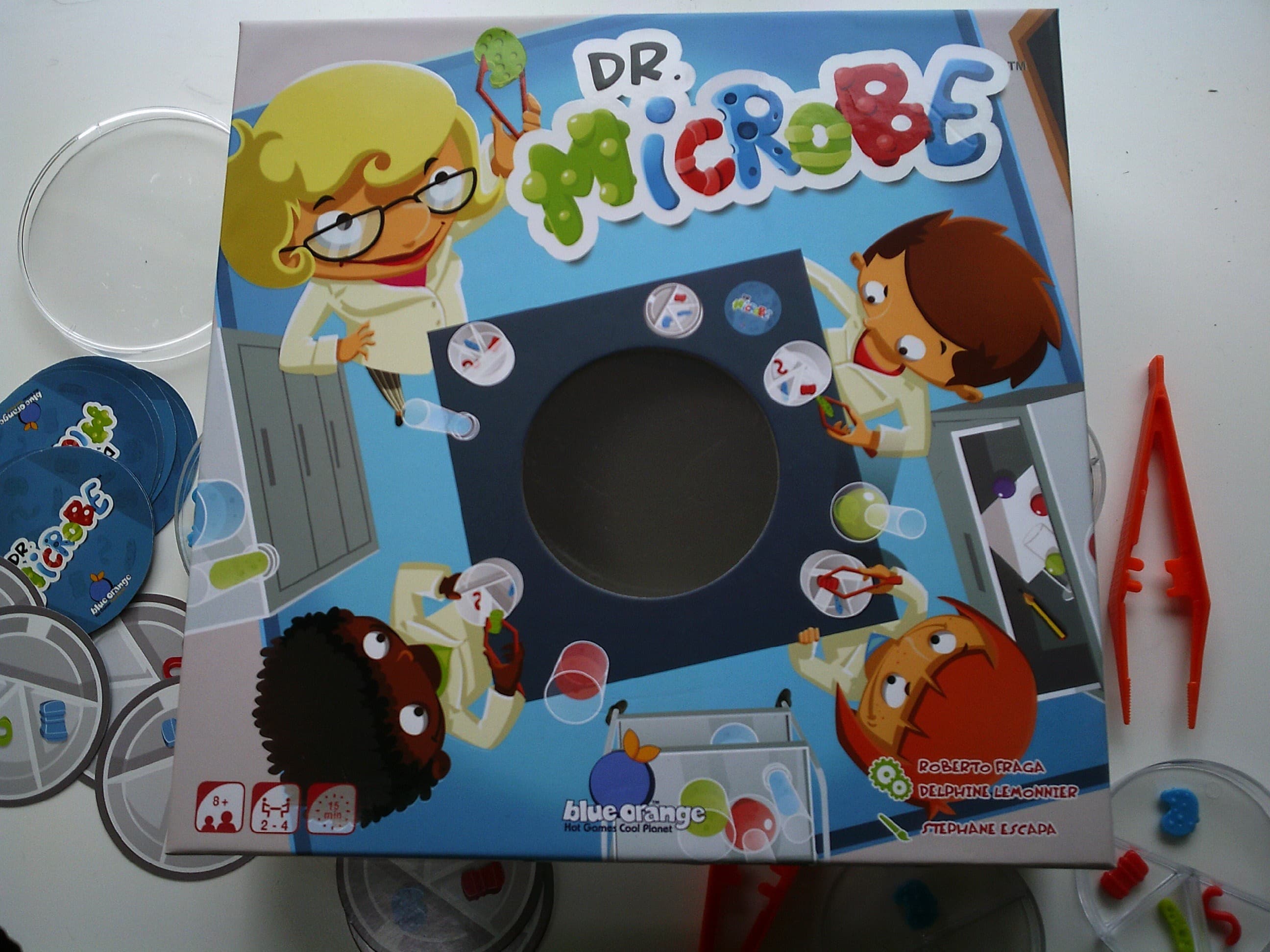 Couverture de l'article : Critique de Dr. Microbe