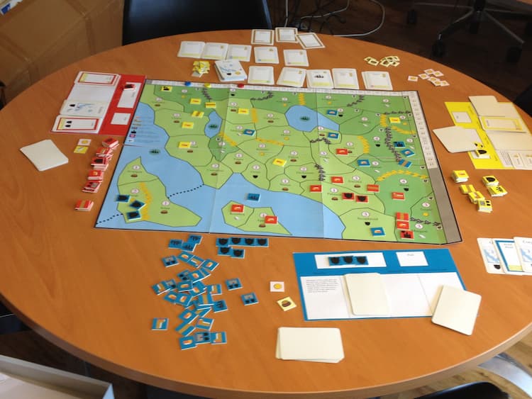 Boîte du jeu : Mythotopia