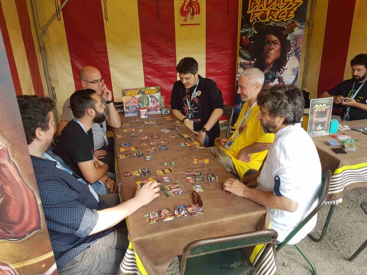 Boîte du jeu : Badass Force