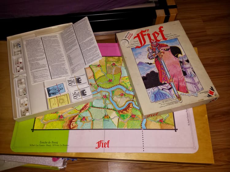 Boîte du jeu : Fief