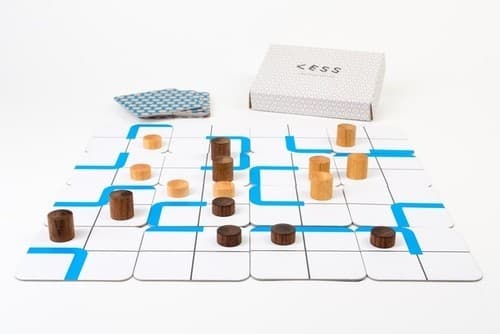 Boîte du jeu : Less