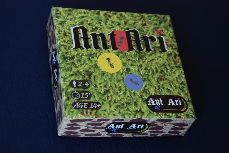 Boîte du jeu : Ant Ari Le jeu