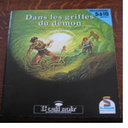 Couverture de L'Œil Noir - Dans les Griffes du Démon (Schmidt)