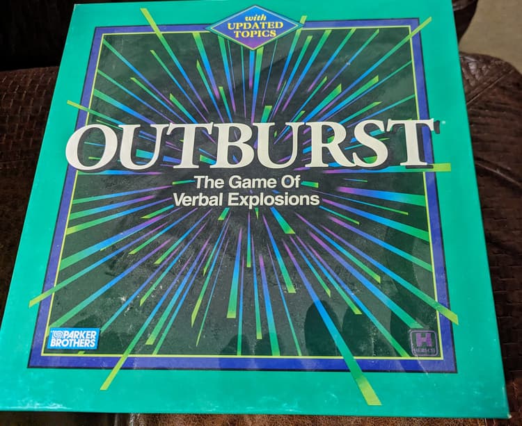 Boîte du jeu : Outburst